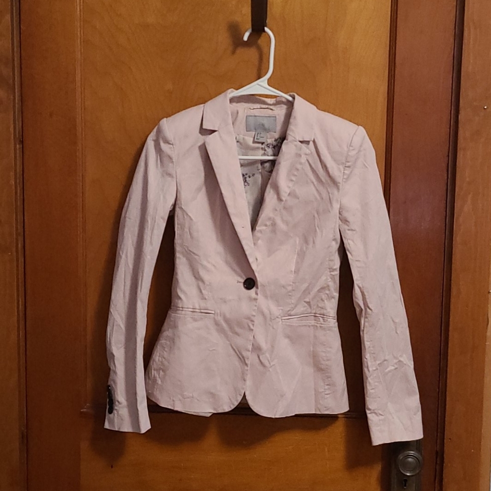 HM blush pink blazer